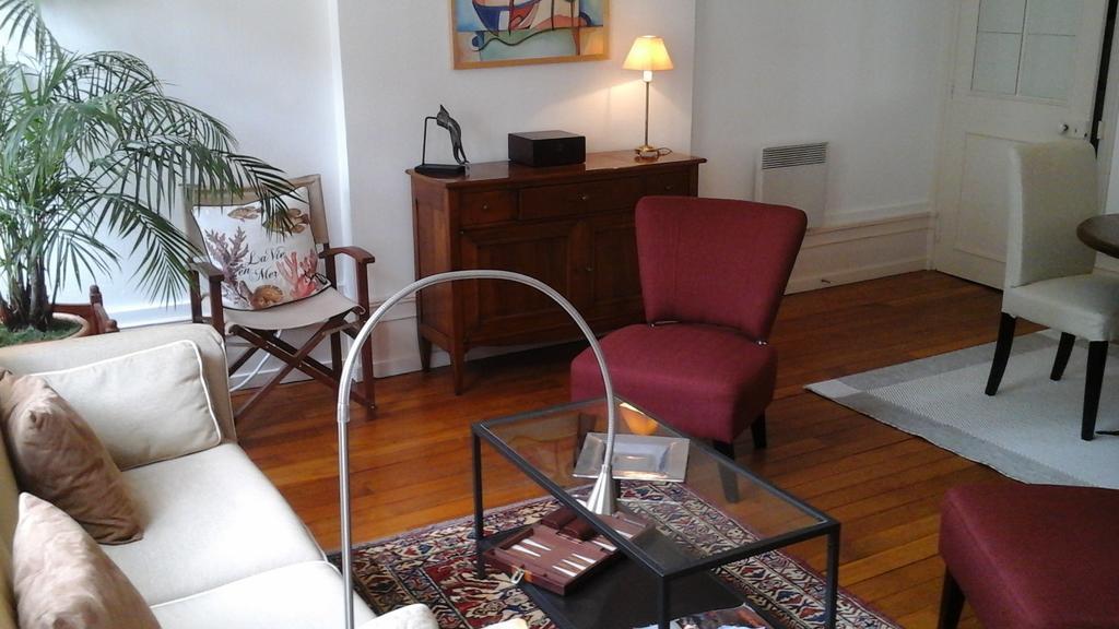 Beaune City Suite Стая снимка